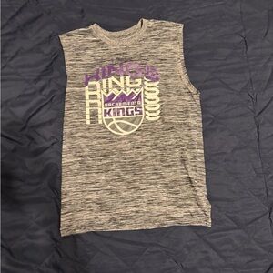 Sleeveless Gray Sacramento Kings Shirt